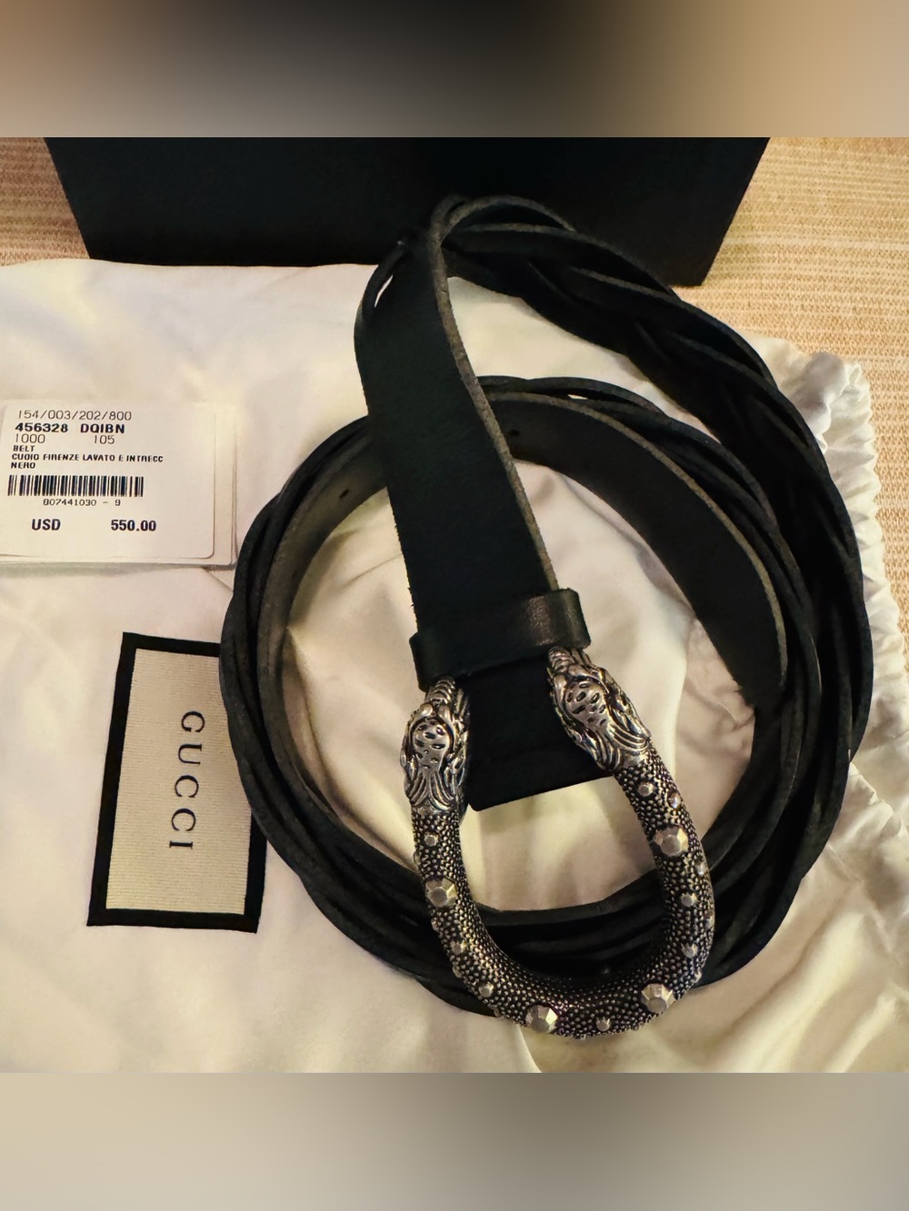 Men Gucci Black Leather Wrap Belt with Decorative Silver-Tone Lion Buckle - Picture 5 of 11